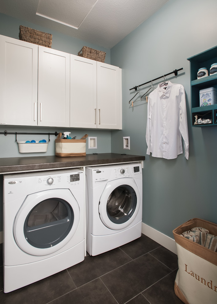 Photo of a contemporary laundry room in Vancouver.