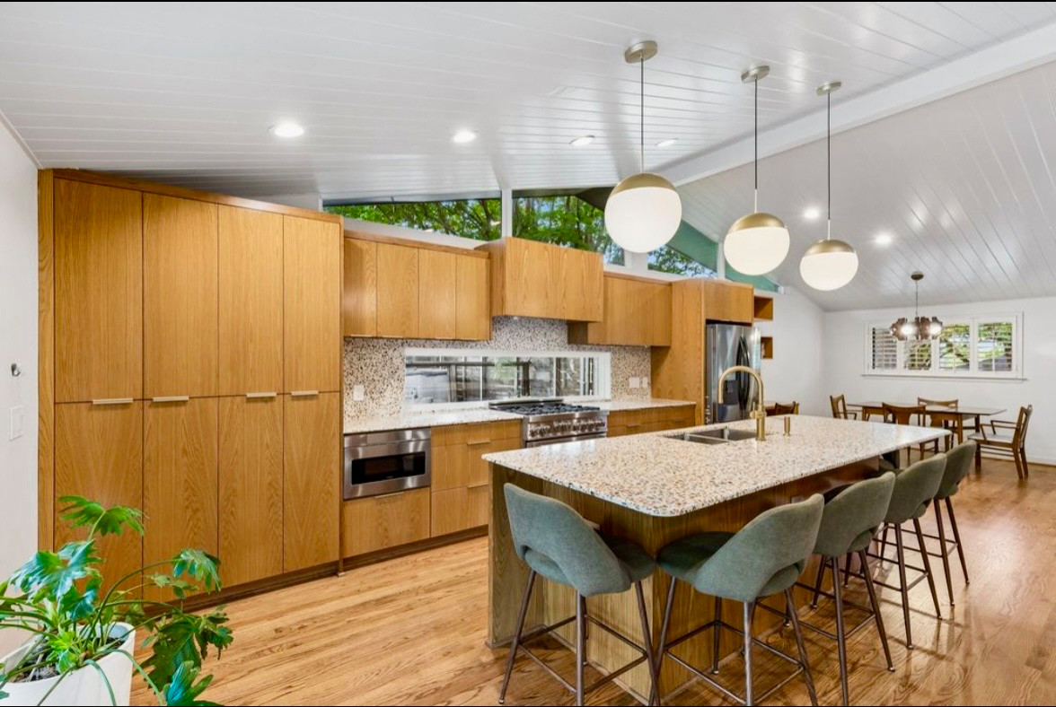75218 Old Lake Highlands Kitchen and Living Room Remodel