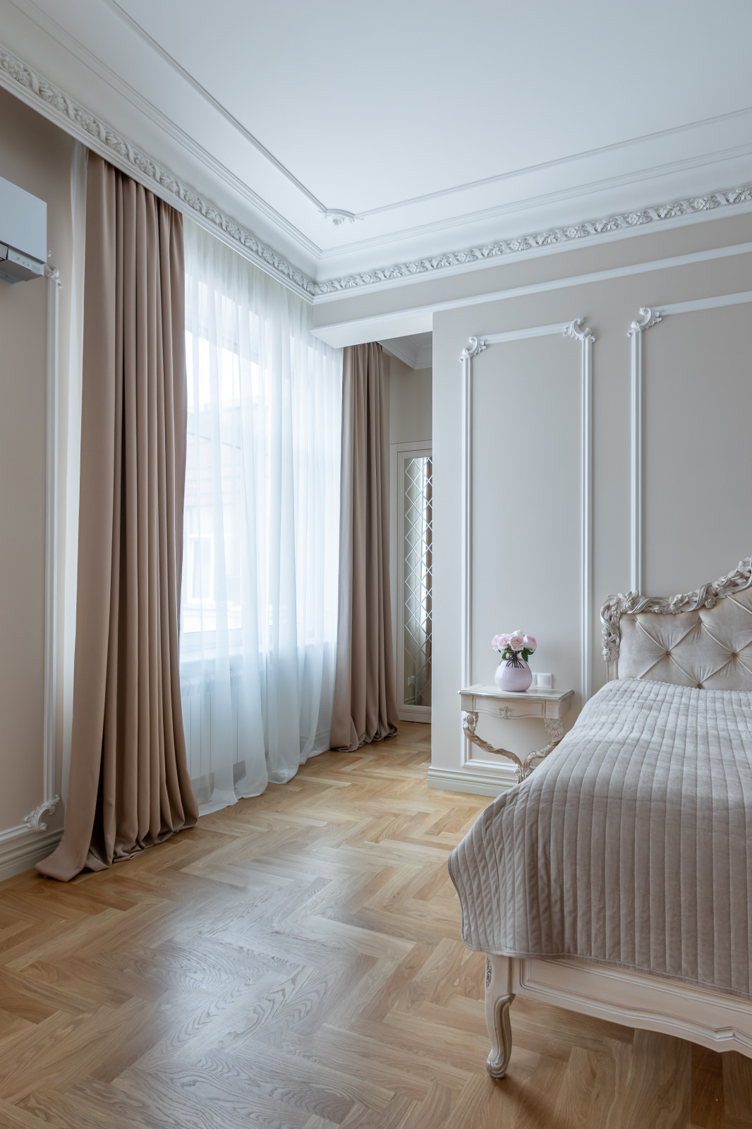 Дворец в многоквартирном доме