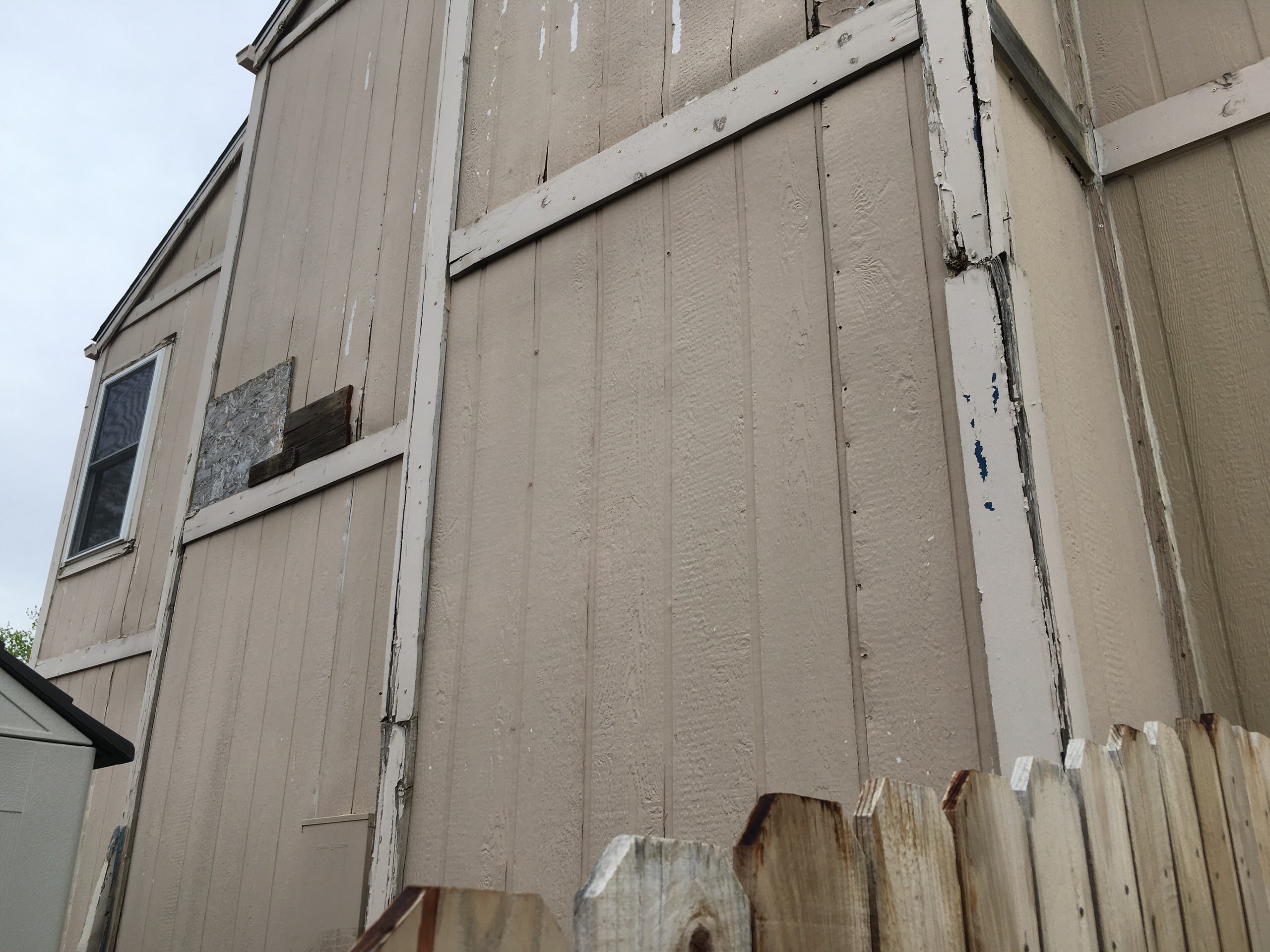 James Hardie in Warm Tones