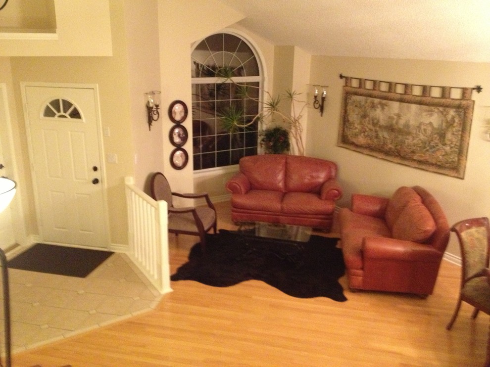 Distress leather fade out from the sun