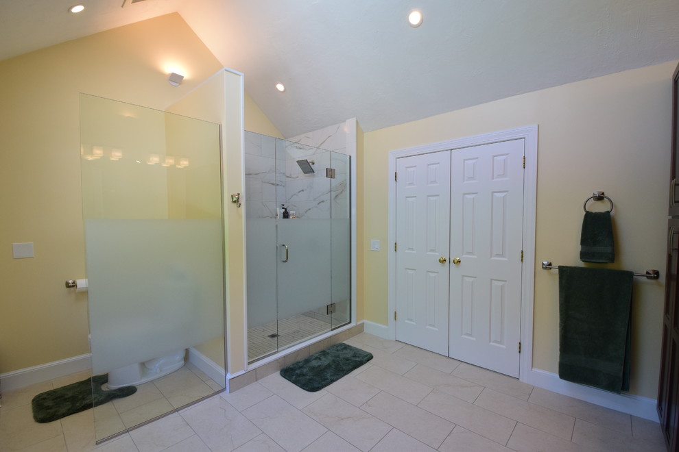 Transitional home design photo in Boston