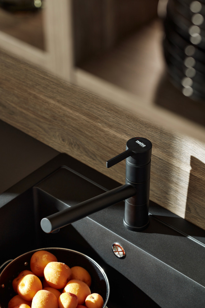 PLUS - Graphit softmatt