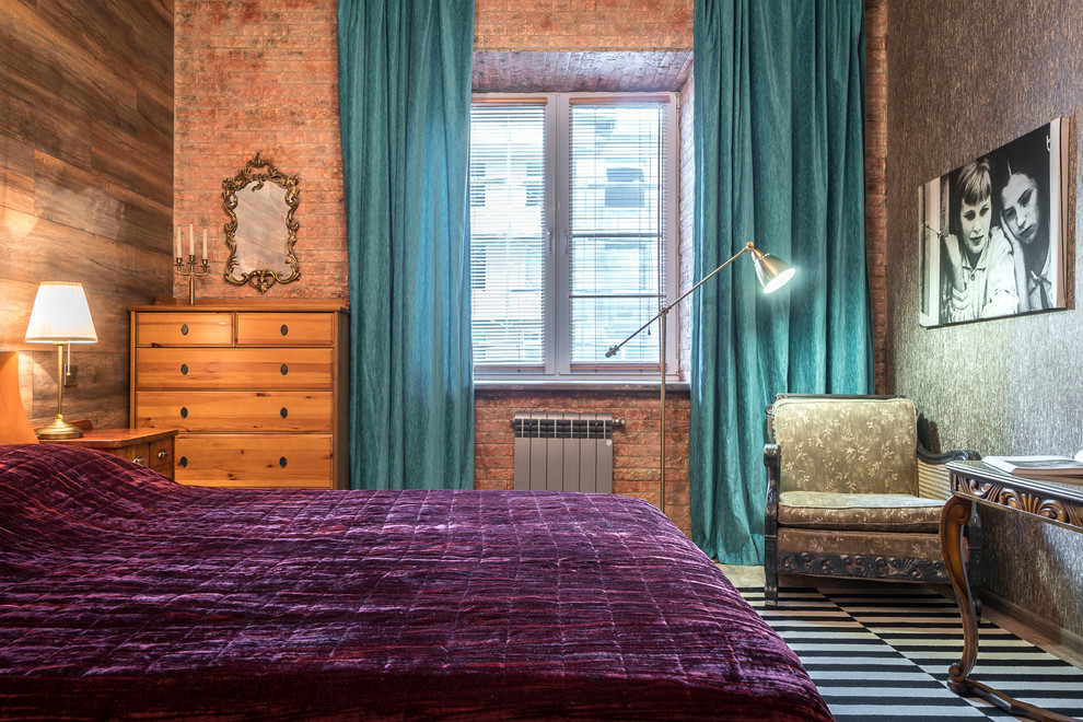 Apartment with Fusion Design and Vintage Furniture in St. Petersburg