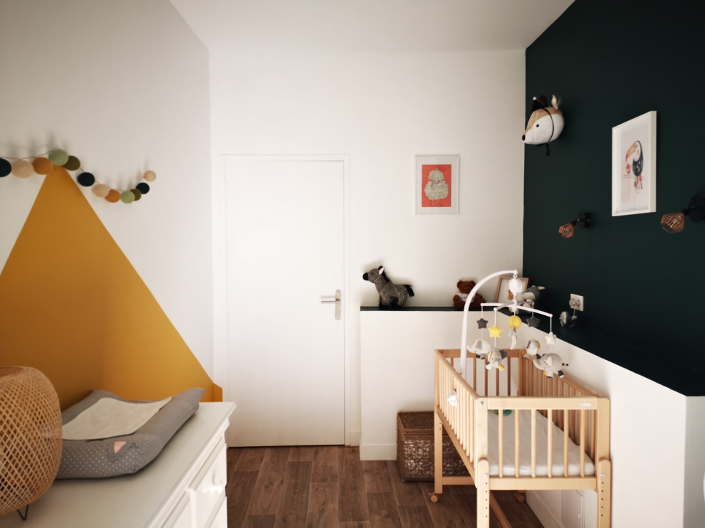 Exemple d'une chambre de bébé scandinave.