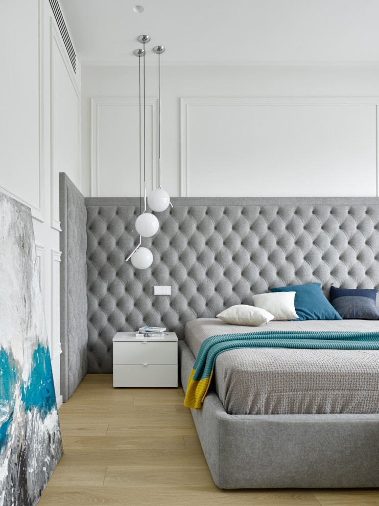 м Пироговская