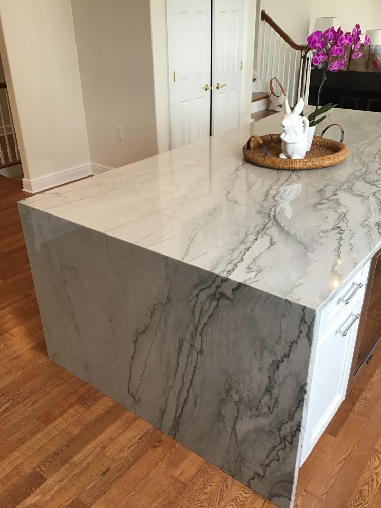 Timeless Black & White Kitchen Remodeling | Gibsonia, PA