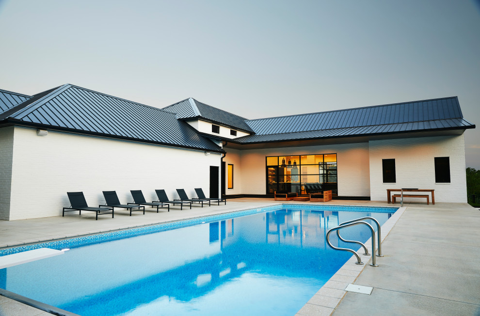 Home design - transitional home design idea
