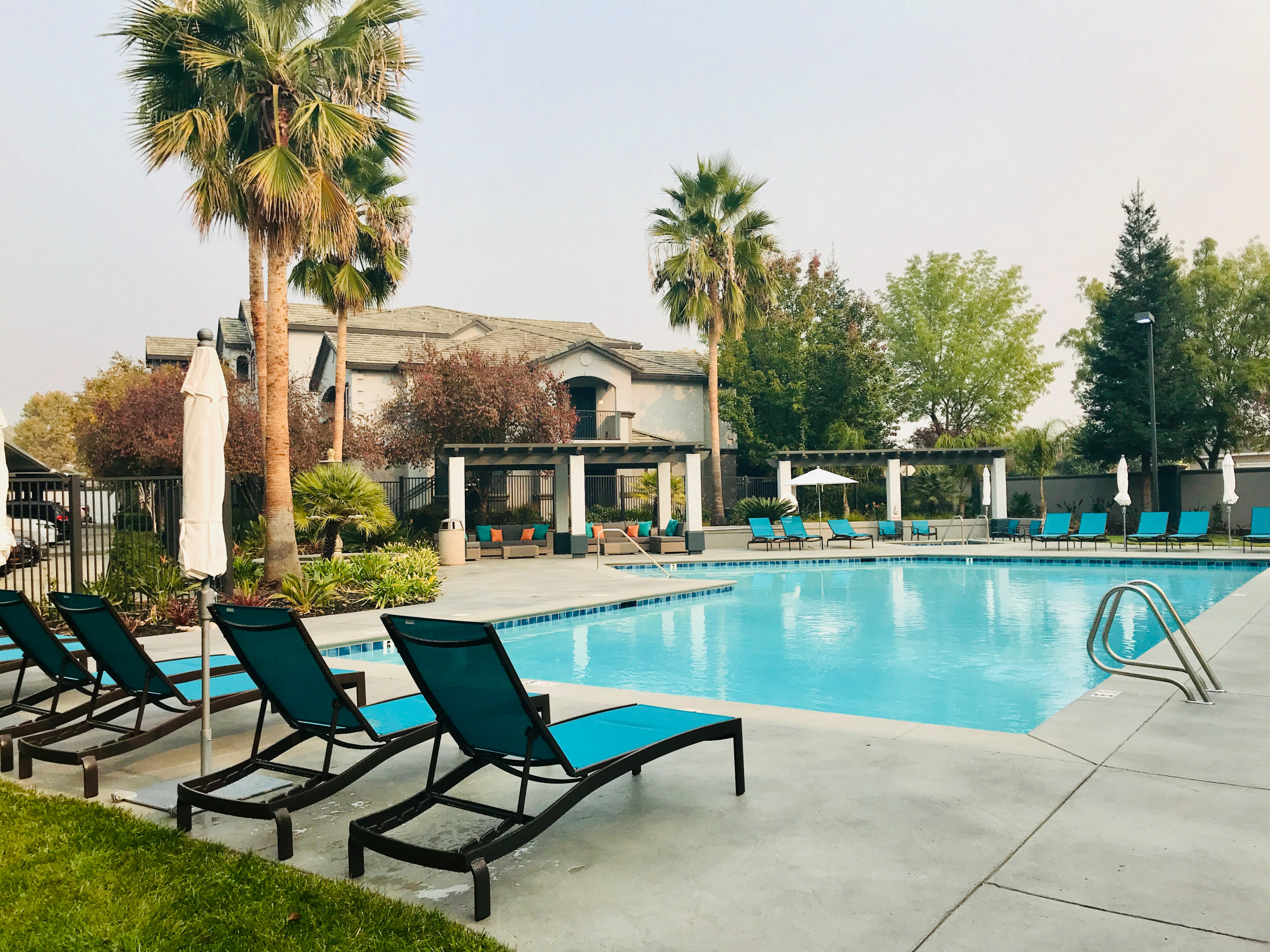 HOSPITALITY, MULTI-FAMILY + MODEL HOMES