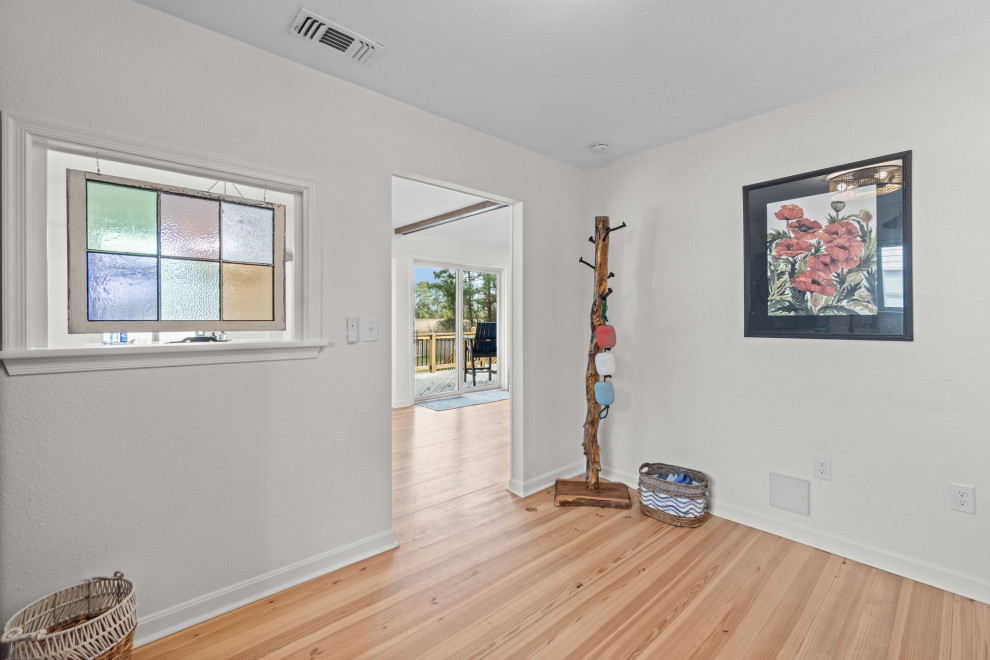 Short Term Rental Design - Dockside Haven