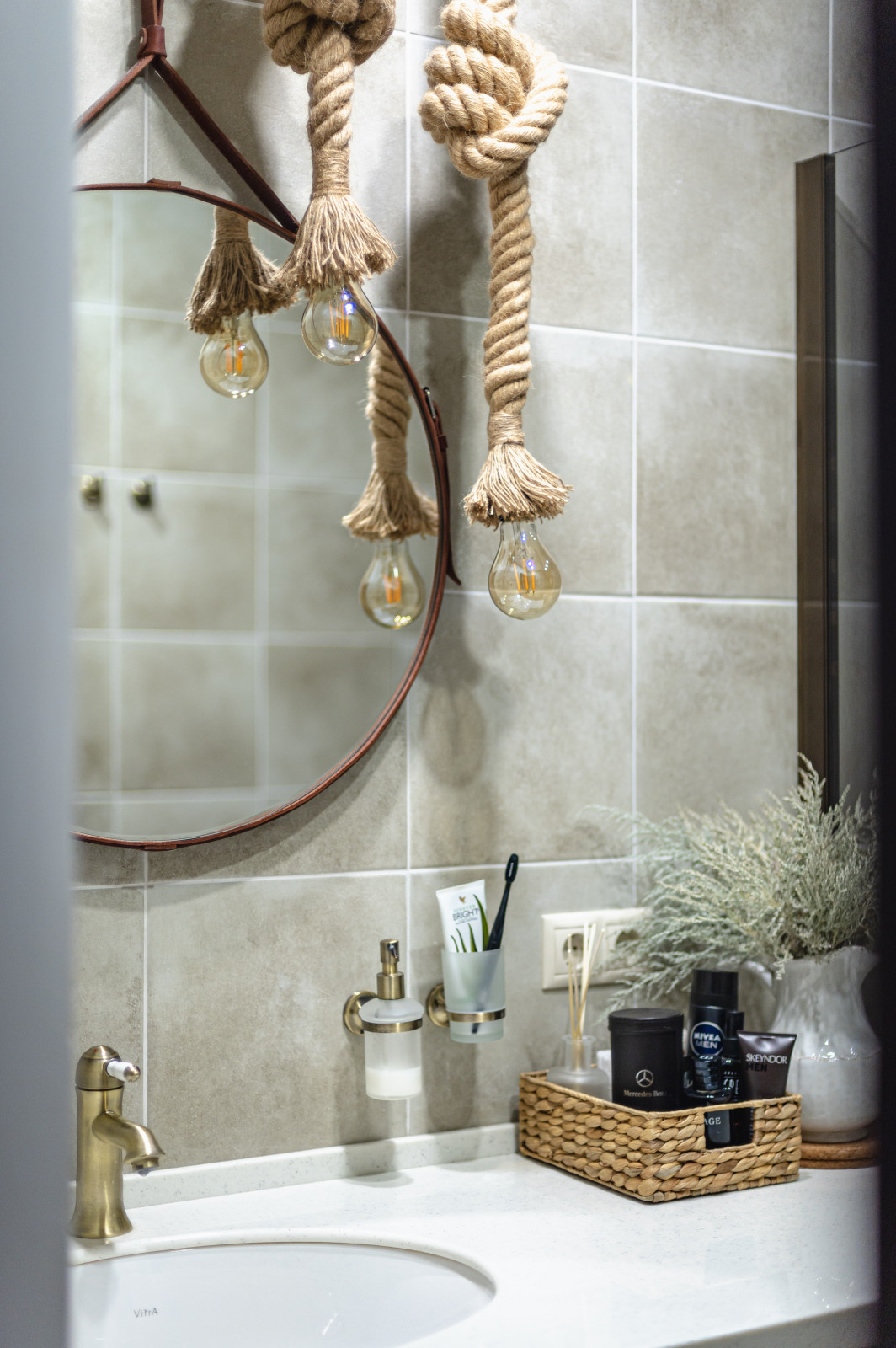 Дом на берегу