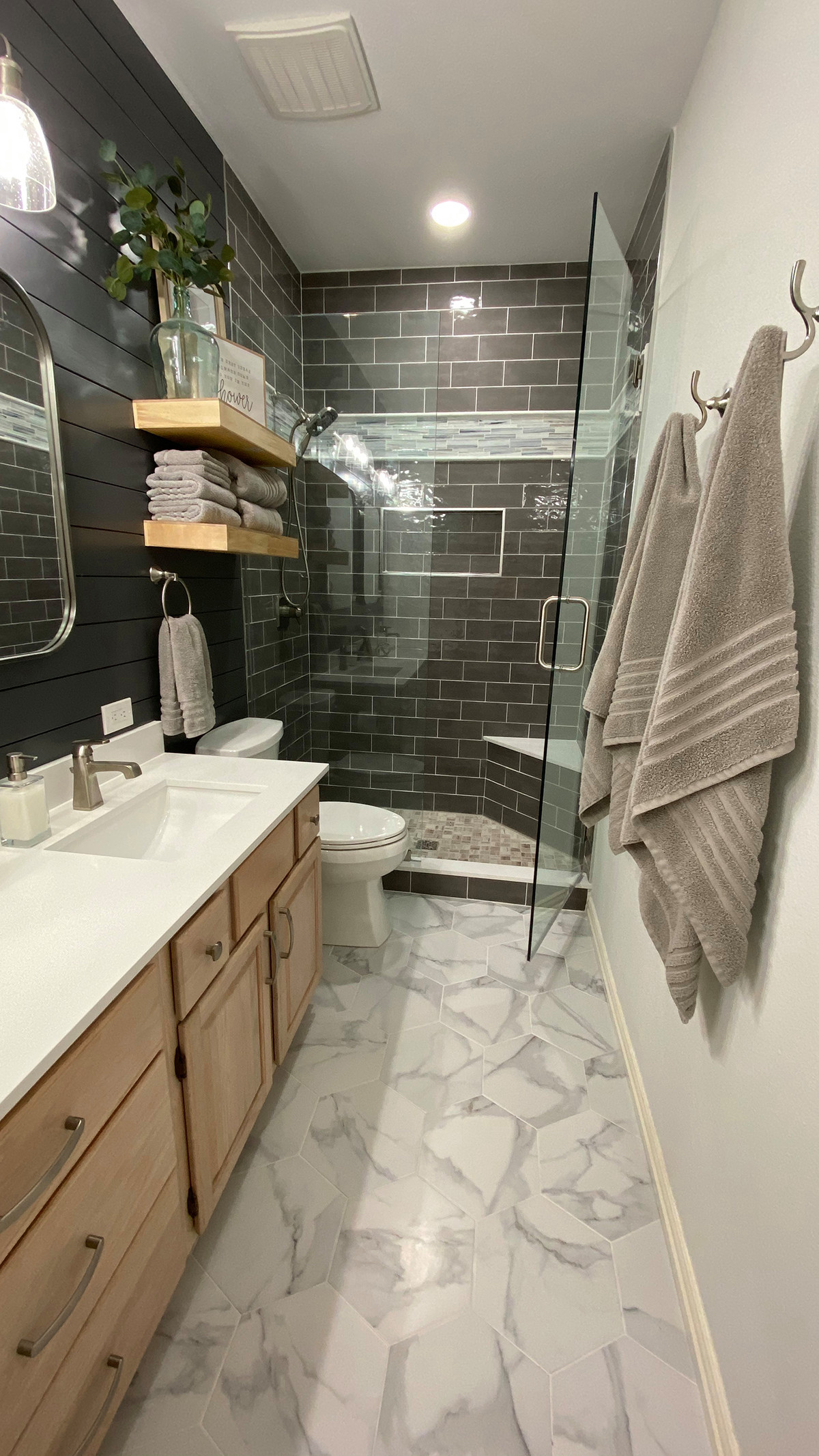 Brentwood Guest Bathroom