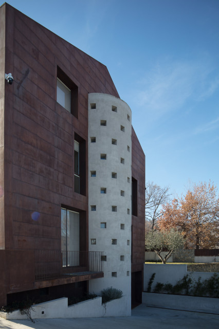 EDIFICIO PER UFFICI contemporary-exterior