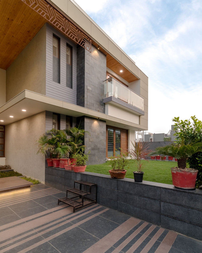 Design ideas for a modern exterior in Ahmedabad.