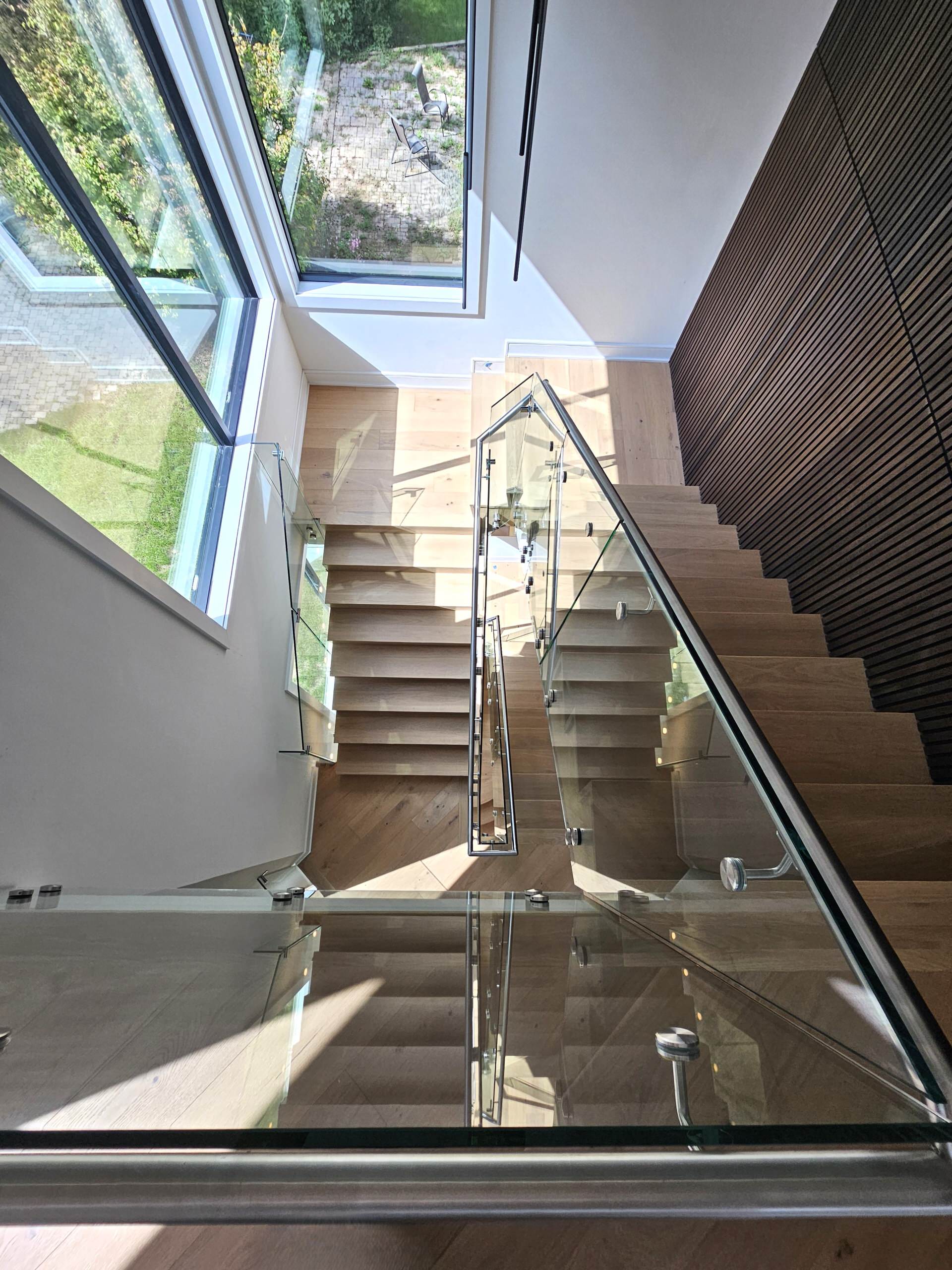 129_White Oak Slanted Riser Modern Stair, Mclean, VA 22102