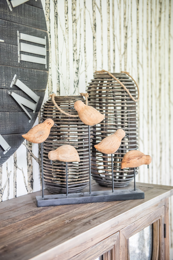 Inspiration for a transitional home design remodel in Toronto