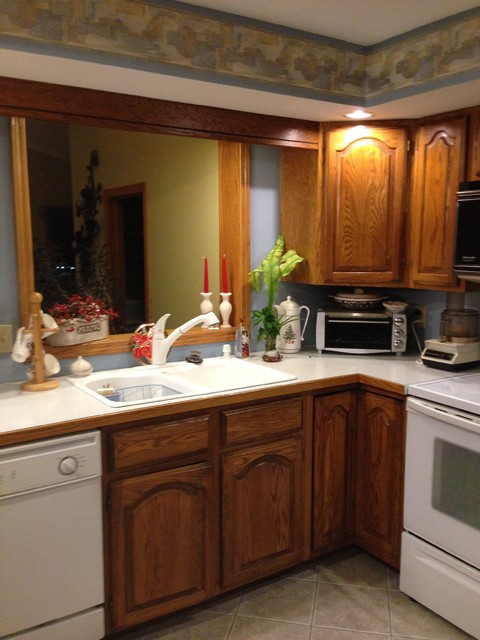 U-Shape Kitchen Before transitional