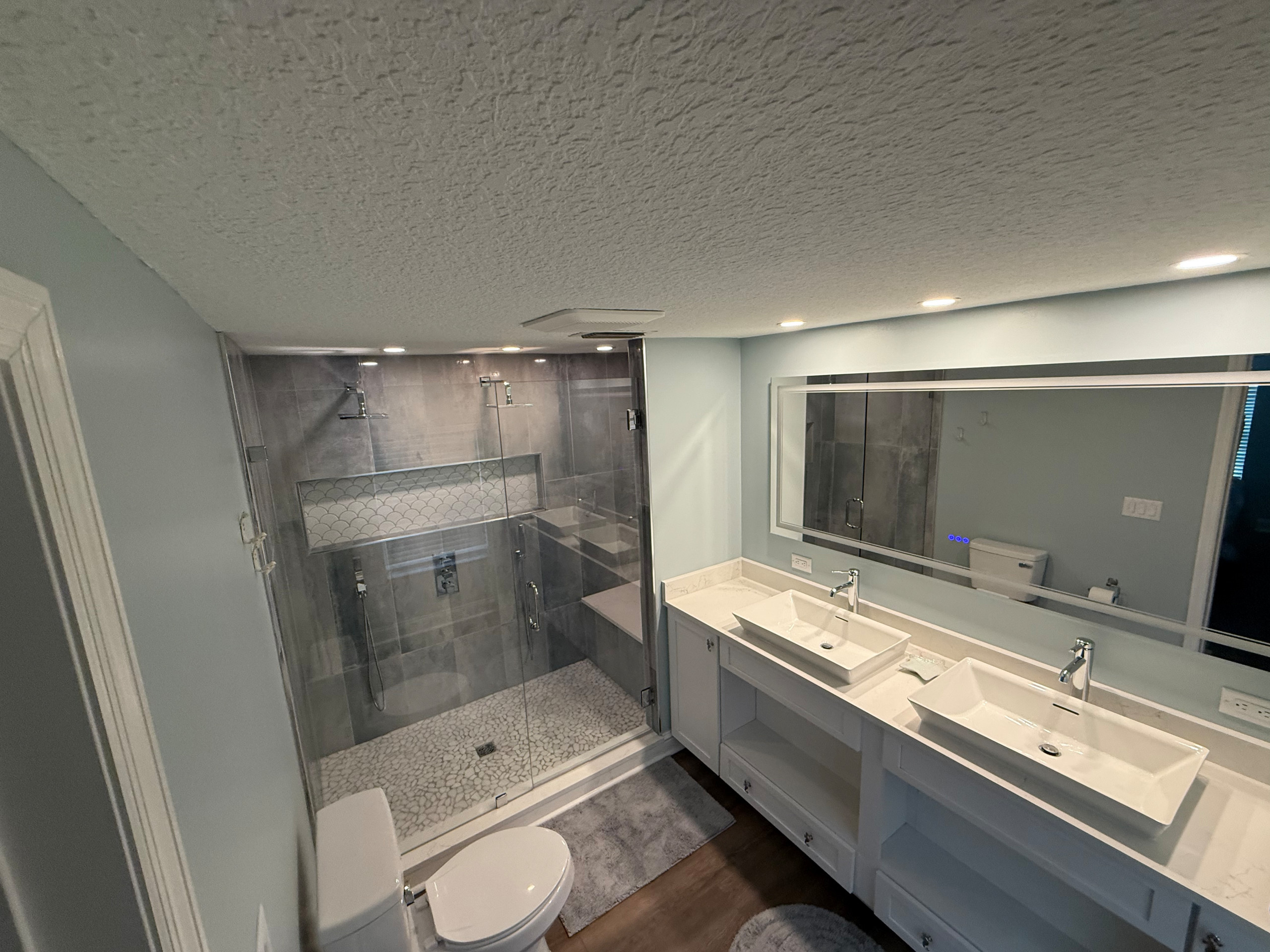 Modern Coastal Master Bath