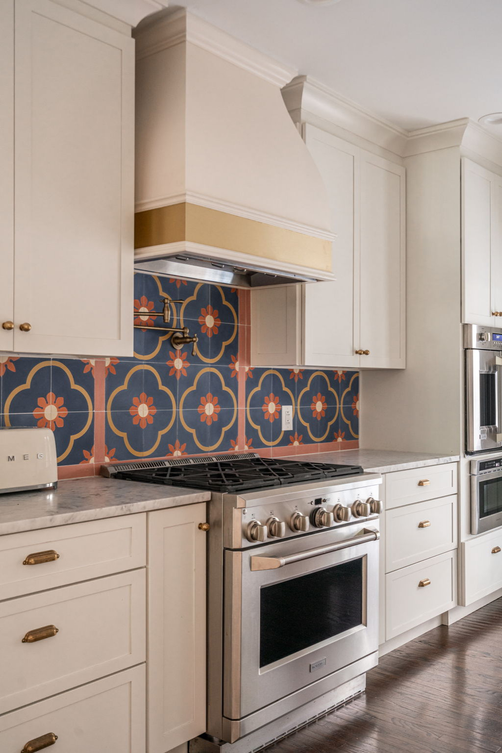 Special Spanish Abode - Bella Vista