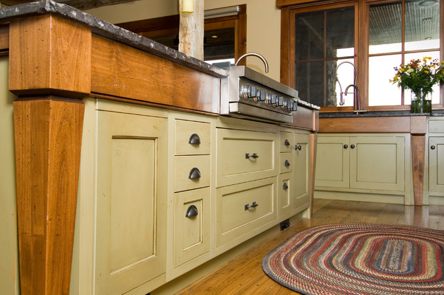 Beartooth Foothills rustic-kitchen