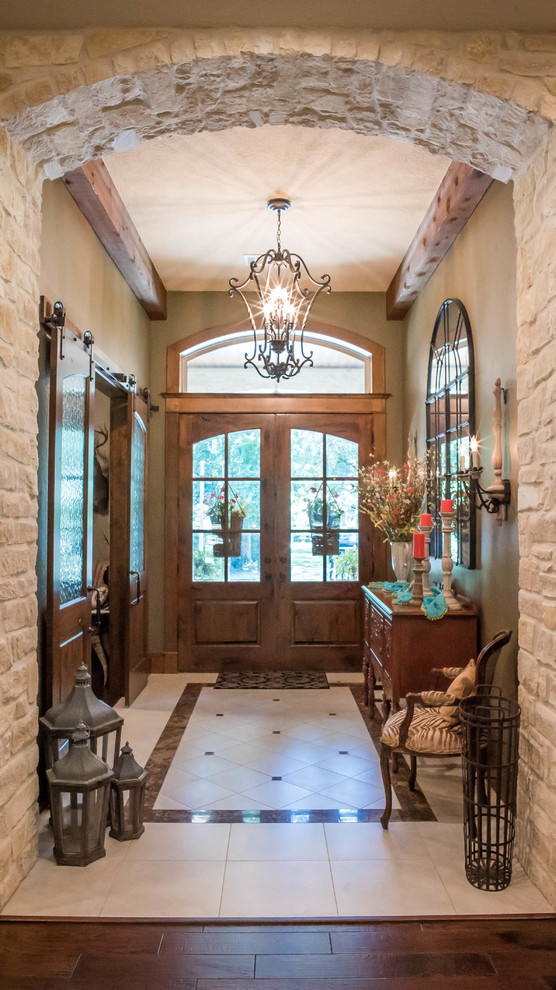 Entryway - rustic entryway idea in Houston