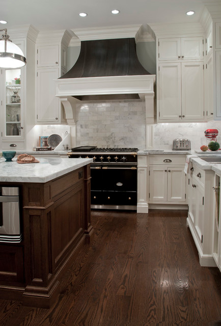 Transitional Georgian transitional-kitchen