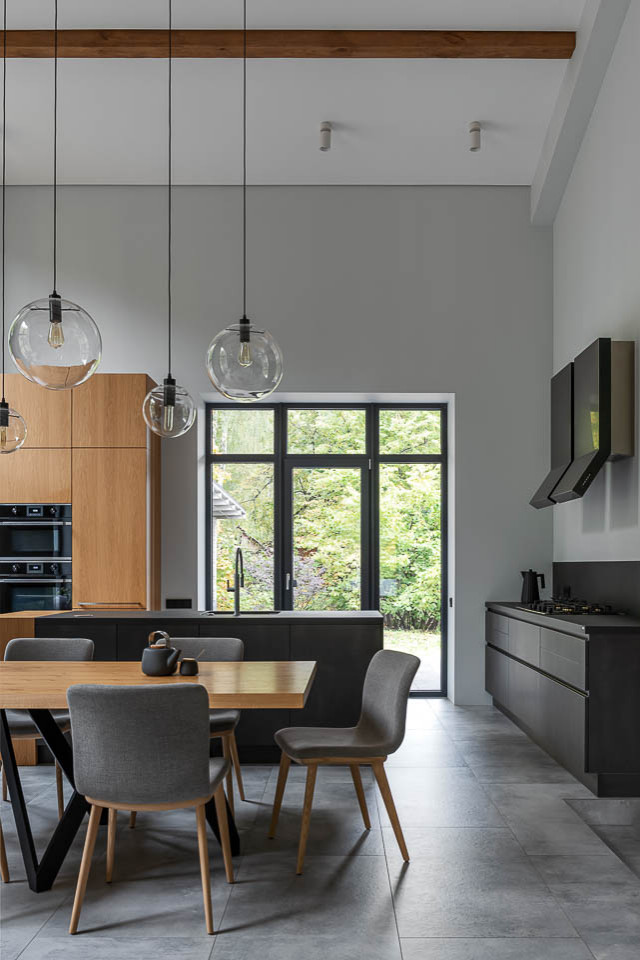 Загородный дом в лесу