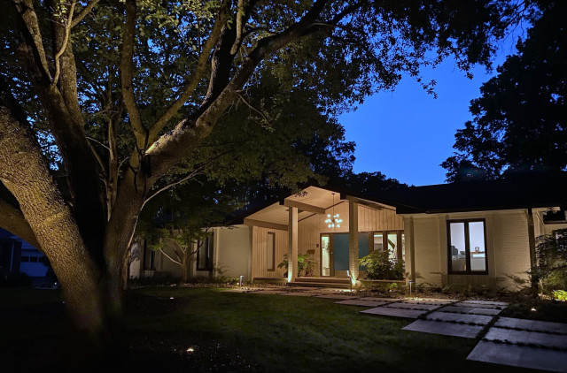 landscape lighting mid-century-haeuser