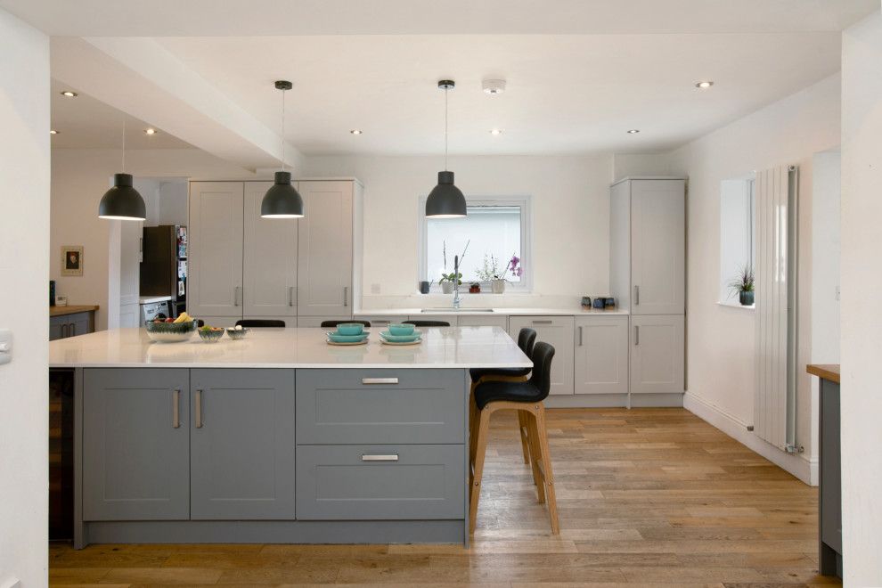 Styling of an open plan family home with river view