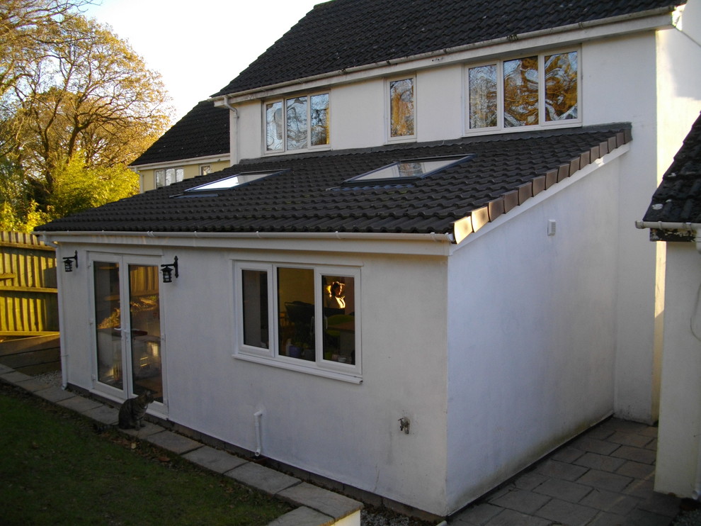 This is an example of a modern house exterior in Devon.