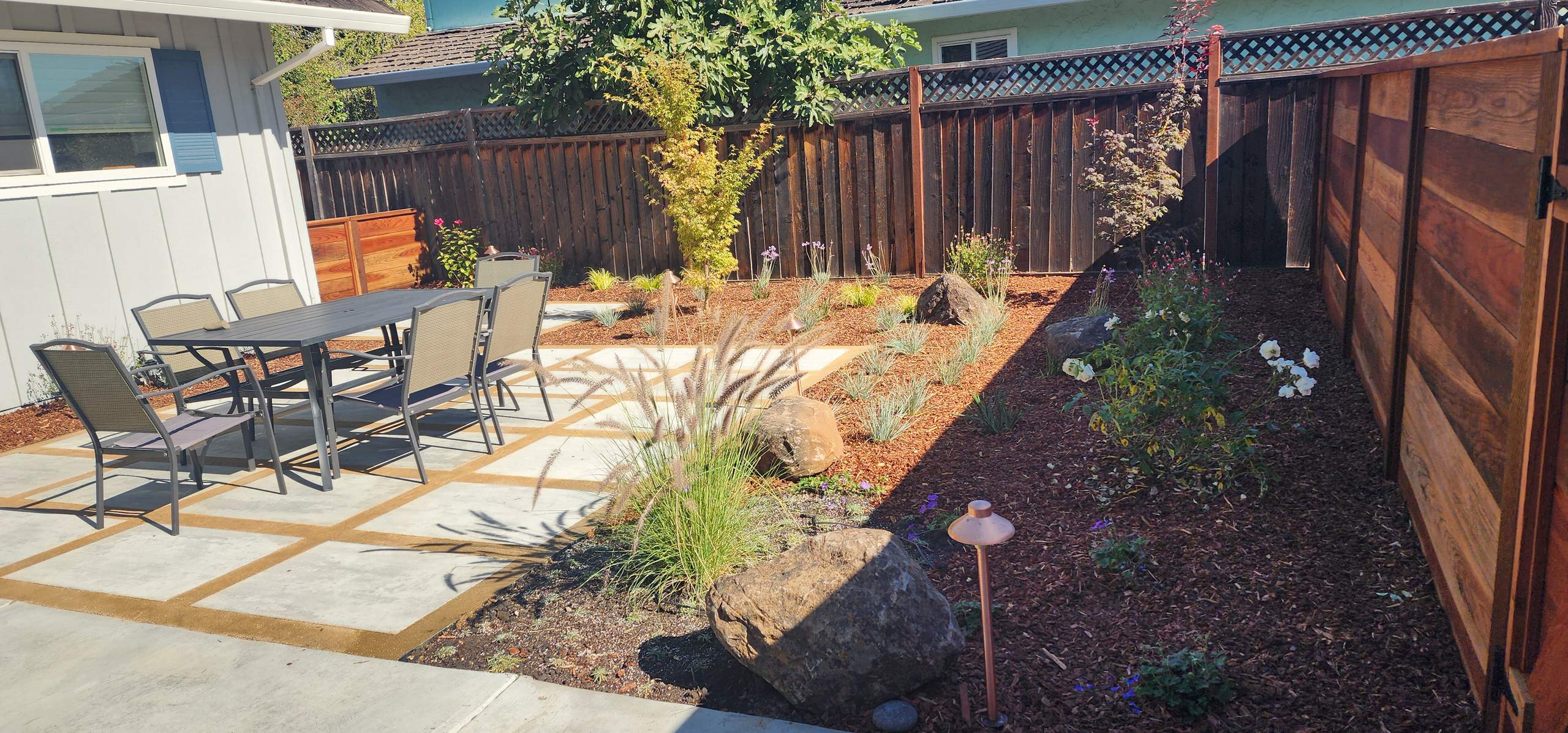 Front Yard Landscapes