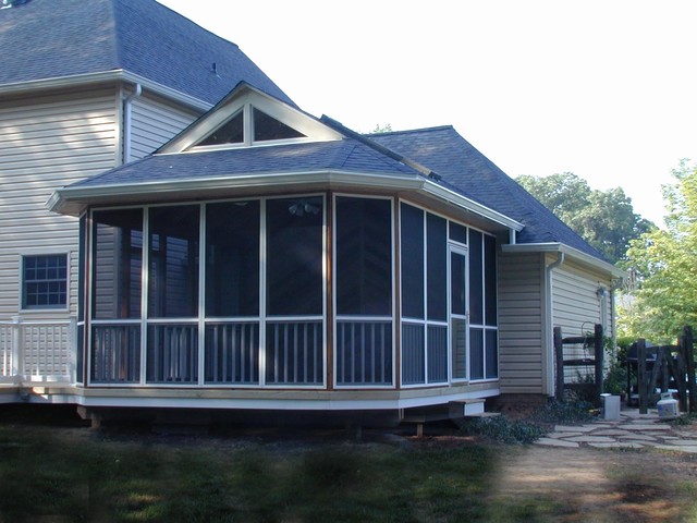 Screened Porches klassisk-hus-og-facade