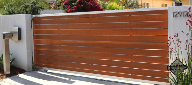 Modern Driveway Gate Clear Redwood Contemporary Entry Los