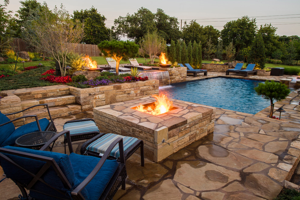 Modern Geometric Pool with Fire Features and Sun Shelf - Modern - Patio ...