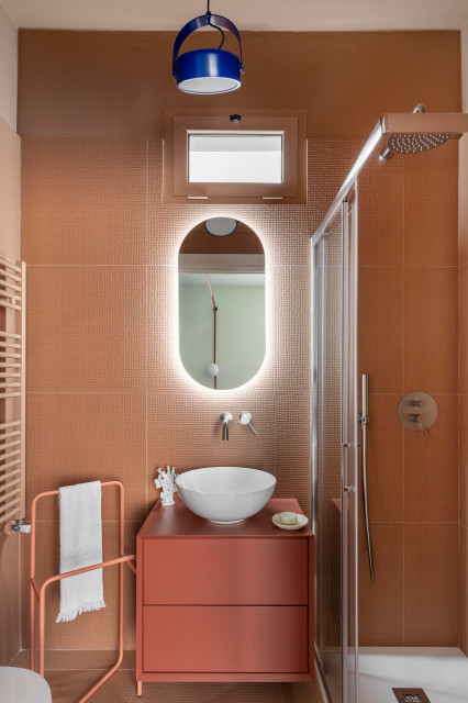 LA PRIMERA contemporary-bathroom