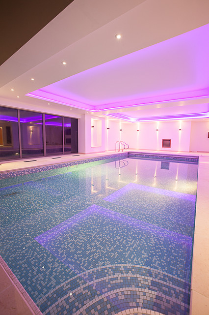 Swimming pool trendy-pool