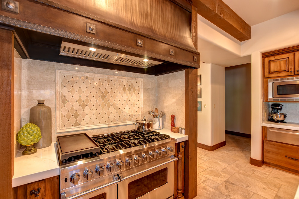 Kitchen - kitchen idea in Phoenix