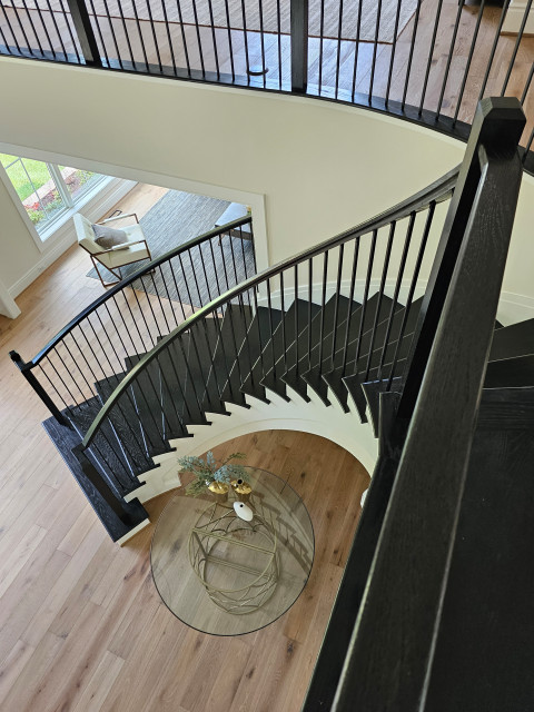 Project #130 | Curved Staircase with Wraparound Balcony minimalistisch-treppen
