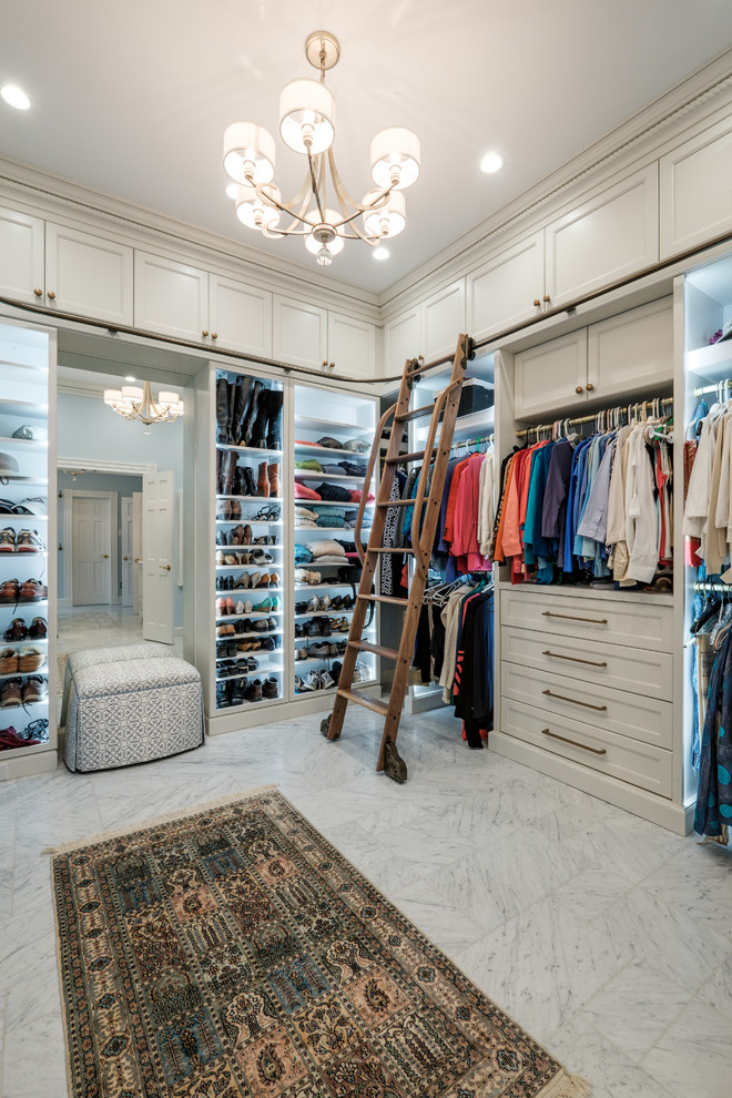 Inspiration for a transitional storage and wardrobe in Other.