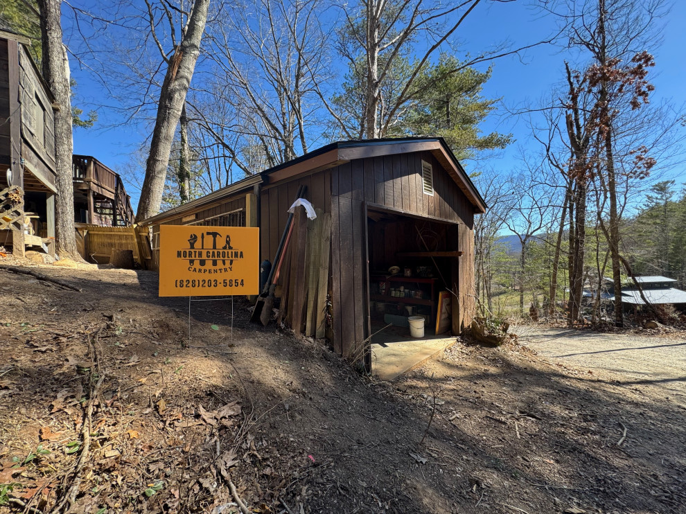 Duckers Garage