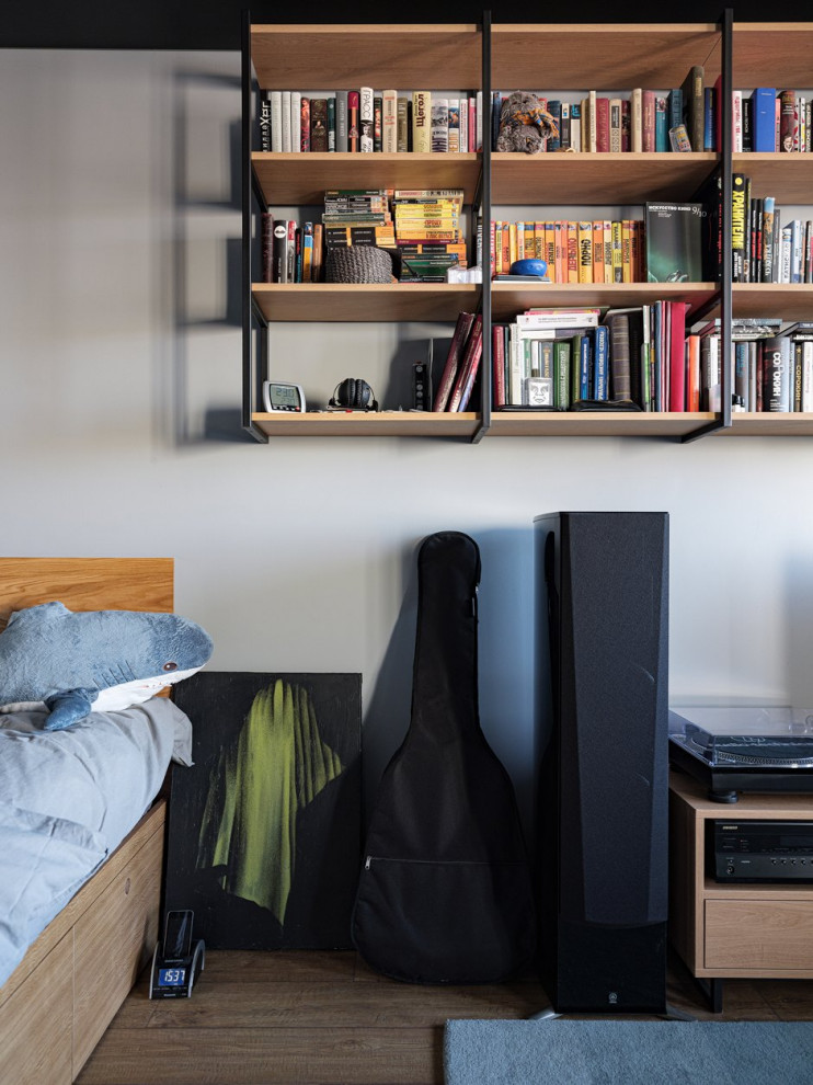 Квартира-студия с черным потолком в стиле лофт