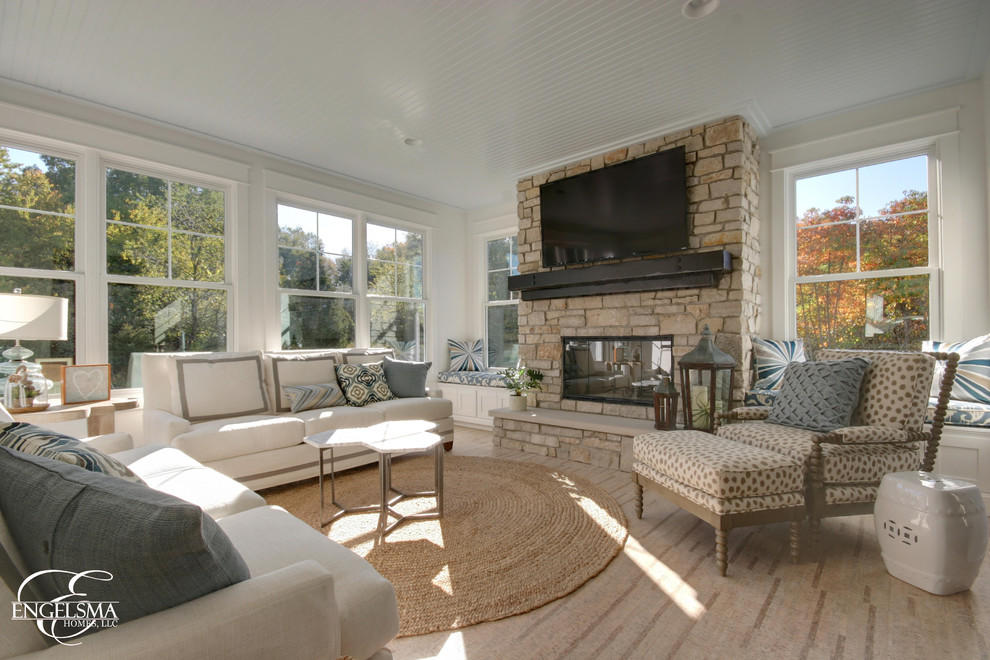 Photo of a transitional sunroom in Grand Rapids.