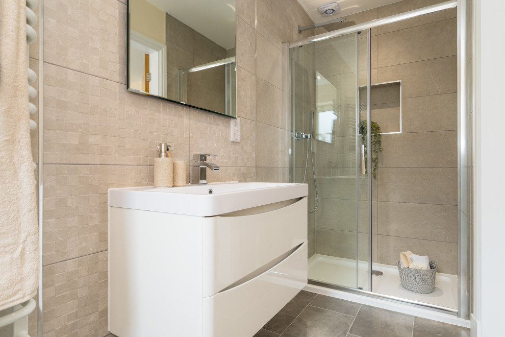 Spring Gardens - New Build - Stage to Sell