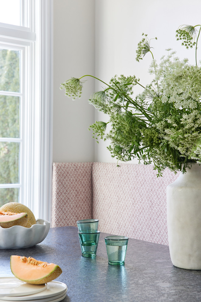 Inspiration for a transitional kitchen remodel in Chicago