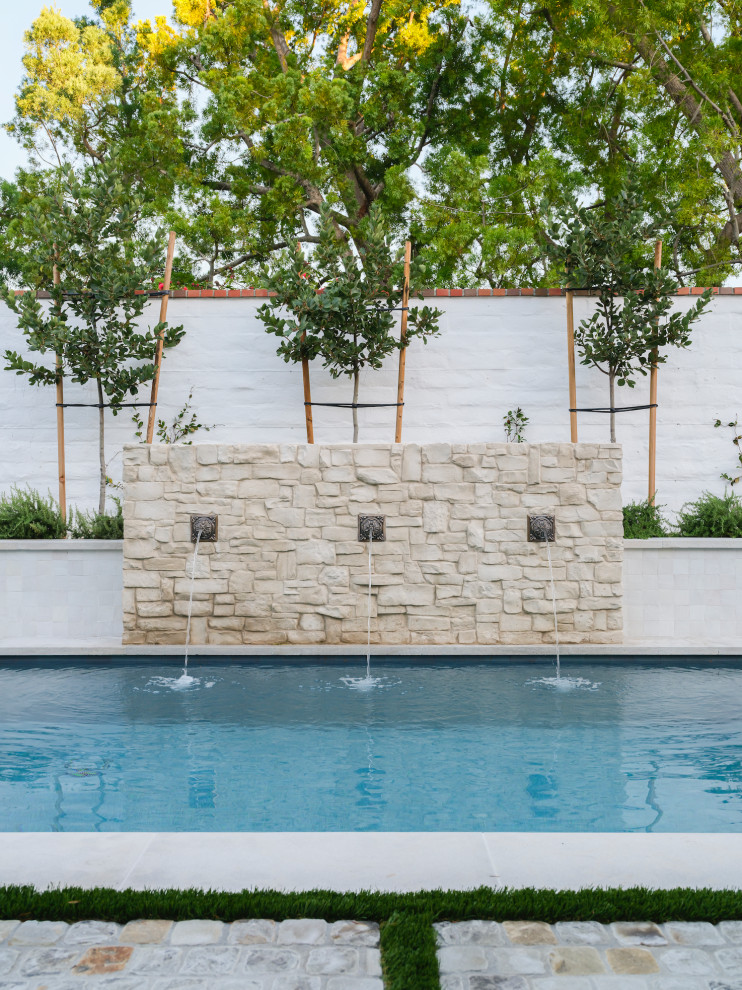 Transitional pool photo in Orange County