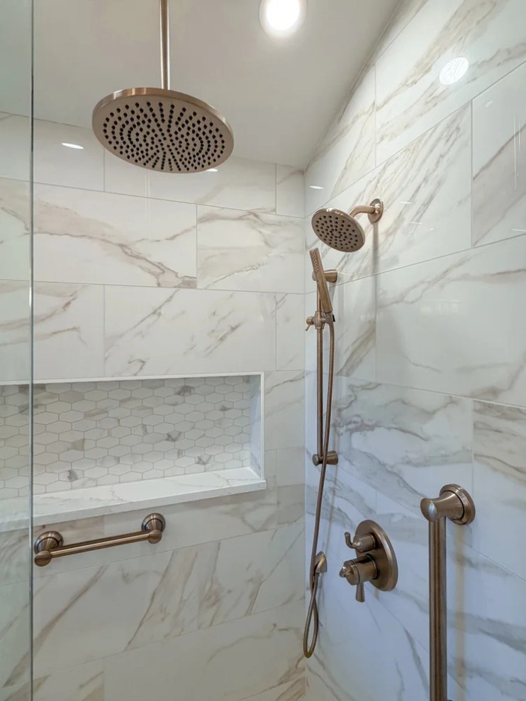 Snohomish - 2 Bathrooms + Laundry Room