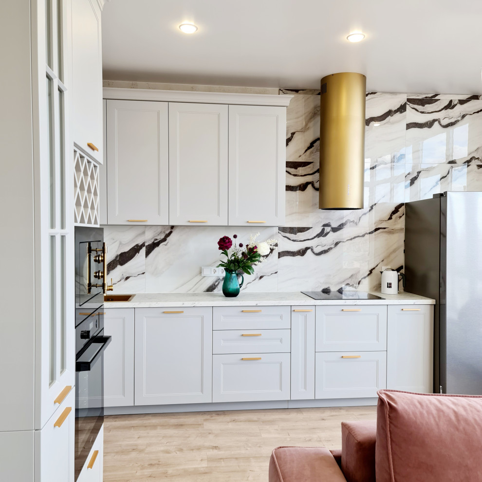 Кухня угловая с пеналом ЖК на ул. Дружбы, г. Кемерово