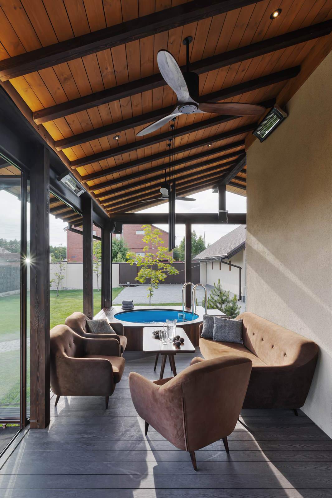 Остекленная терраса ЕЩЕ НЕМНОГО ЛЕТА