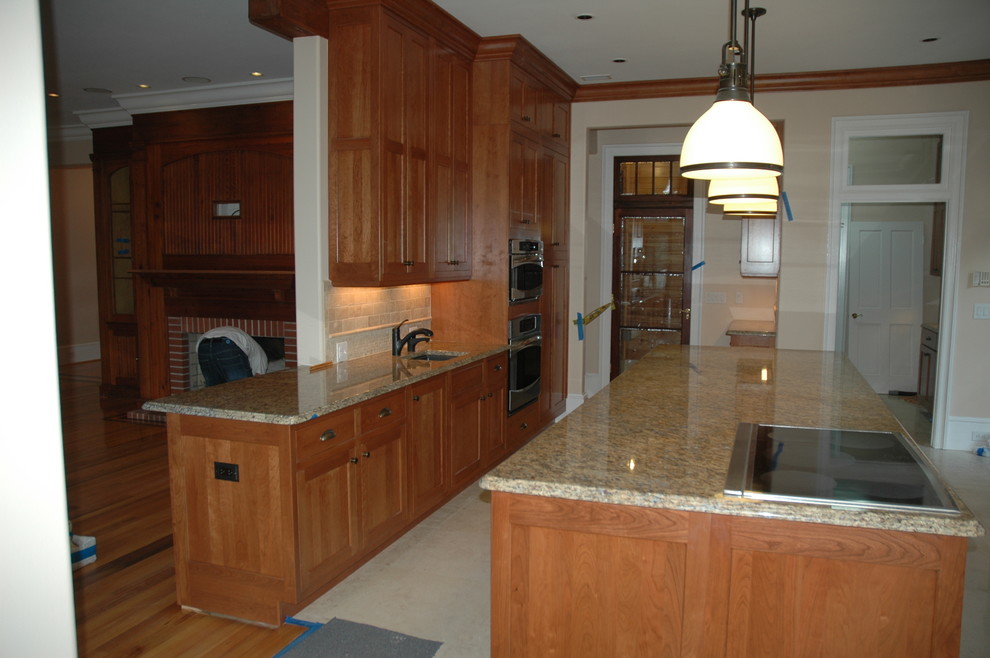 Medallion Cherry