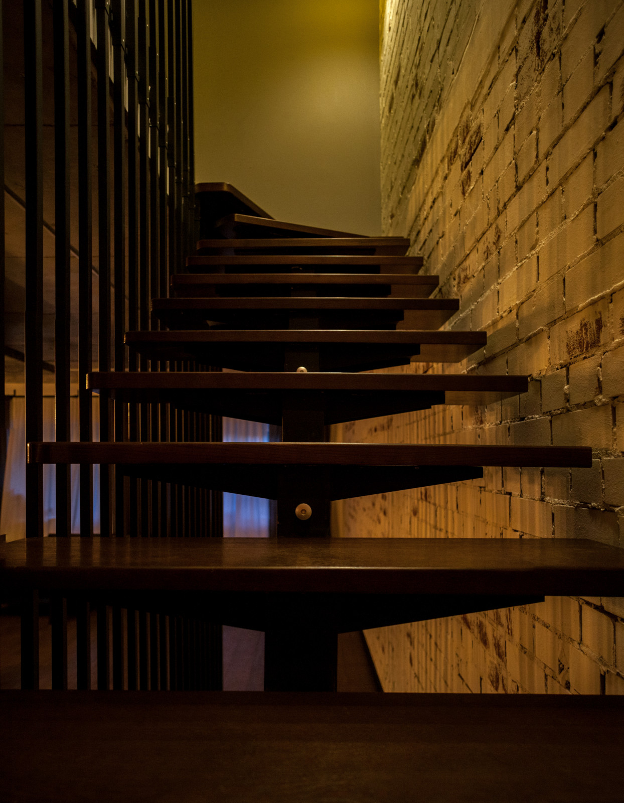 Дом с четырьмя лестницами